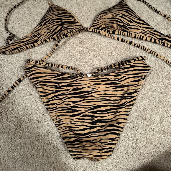 Jonathan Simkhai swim - Picture 3 of 4